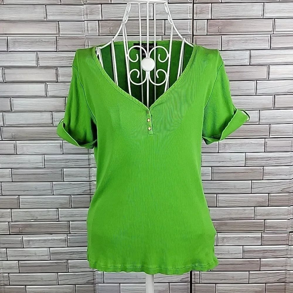 August Silk v-neck top Size L